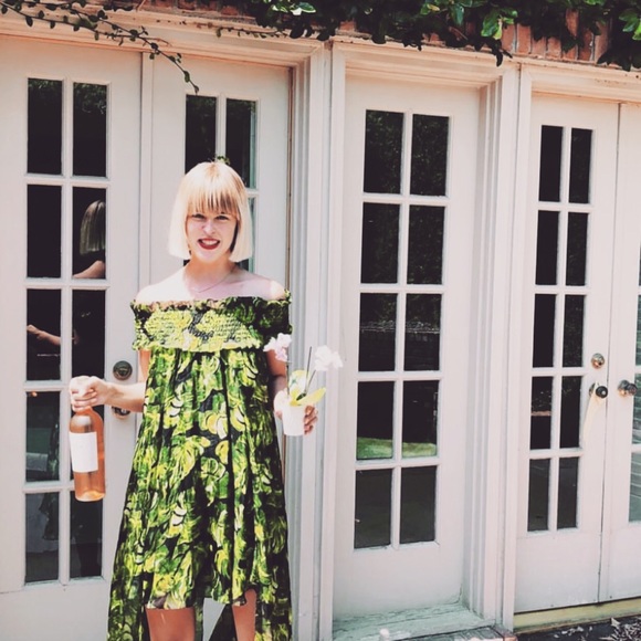 Meet your Posher, Elizabeth - Picture 8 of 8